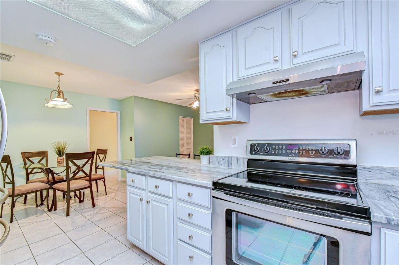 11875 92nd Way, Largo, FL 33773 Photo