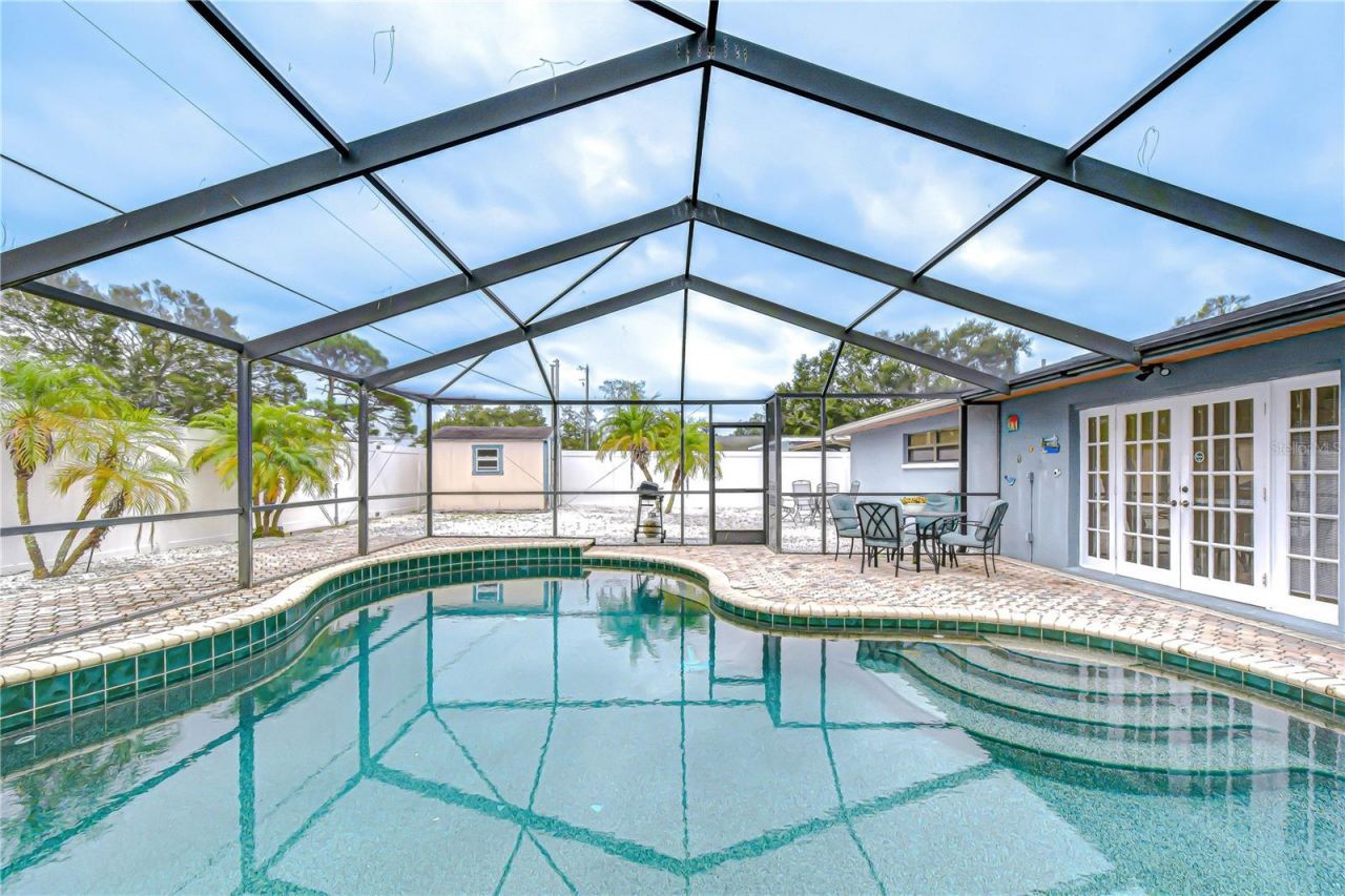 11875 92nd Way, Largo, FL 33773 Photo