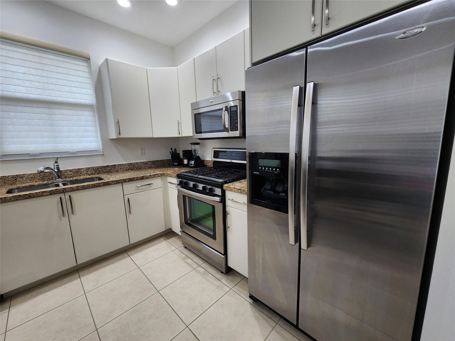 12698 NW 32nd Place, Sunrise, FL 33323 Photo