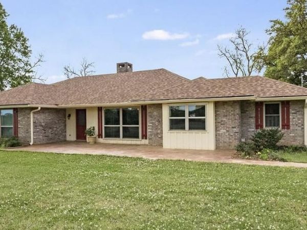 204 Smith-Reed Road, Lafayette, LA 70507