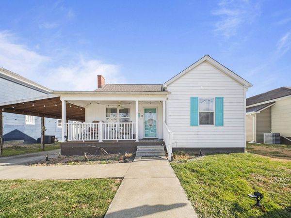 818 15th Street, Kenova, WV 25530