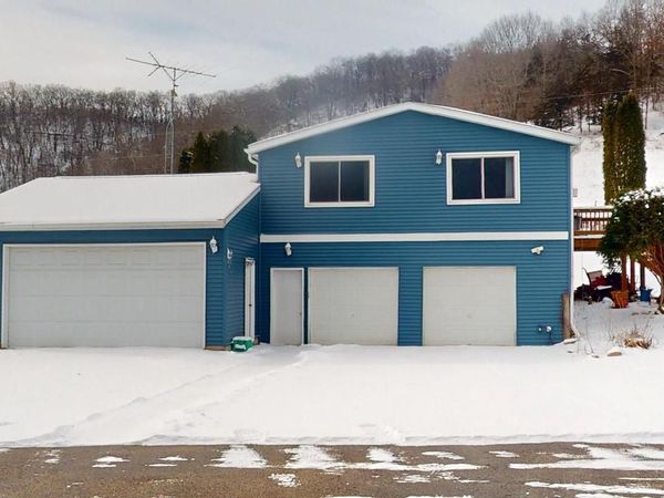 S3527 Bobcat TRAIL, Fountain City, WI 54629