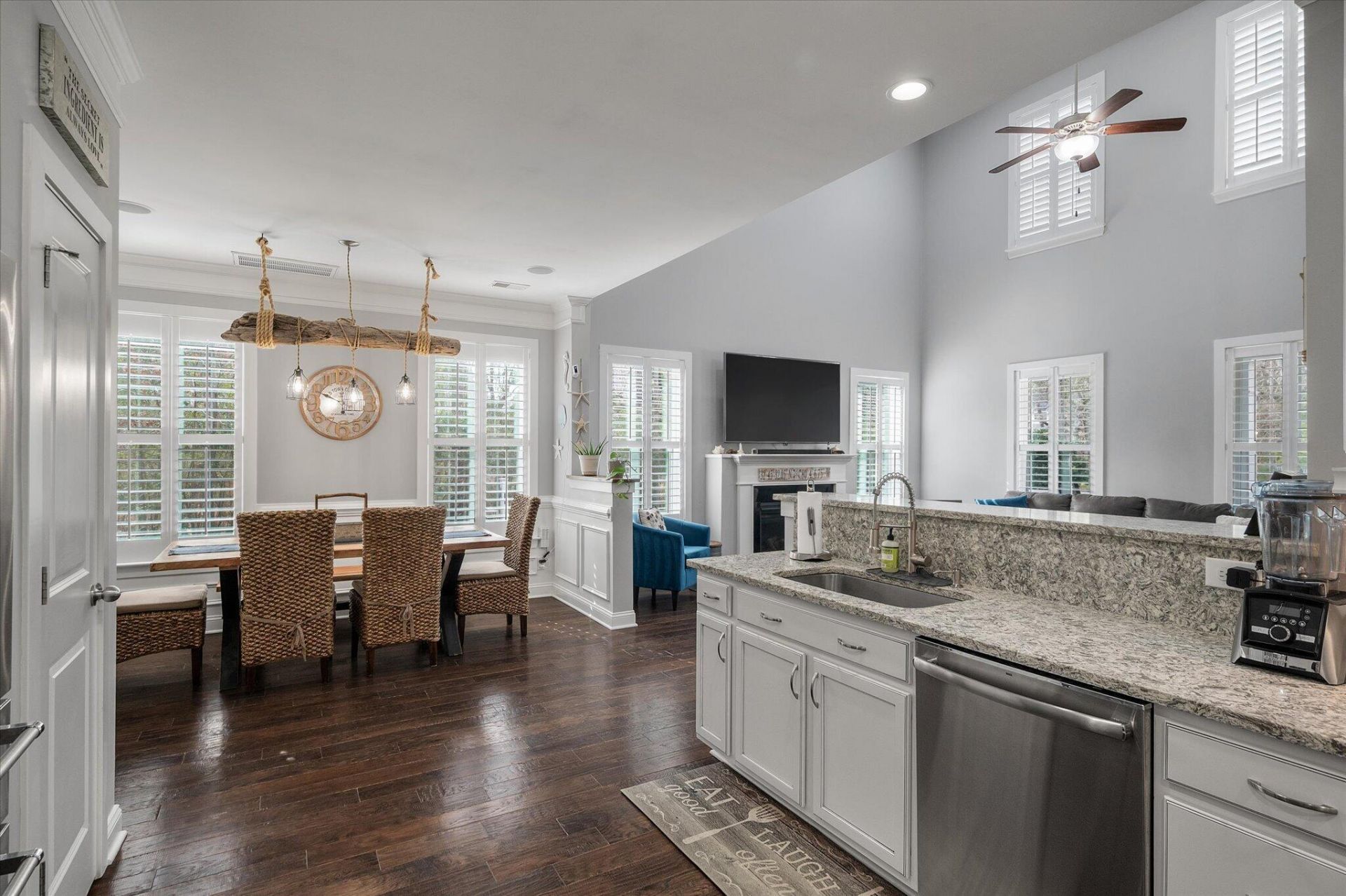 2869 Claybrook Street Photo 11