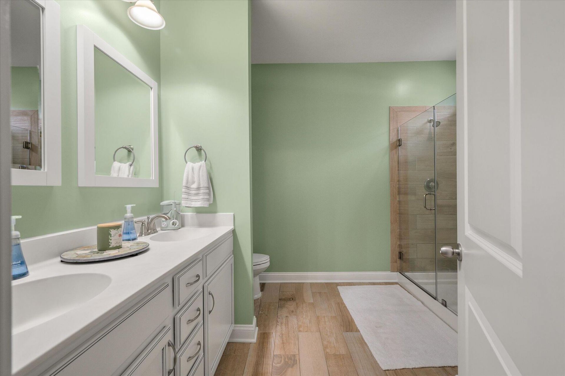 2869 Claybrook Street Photo 17