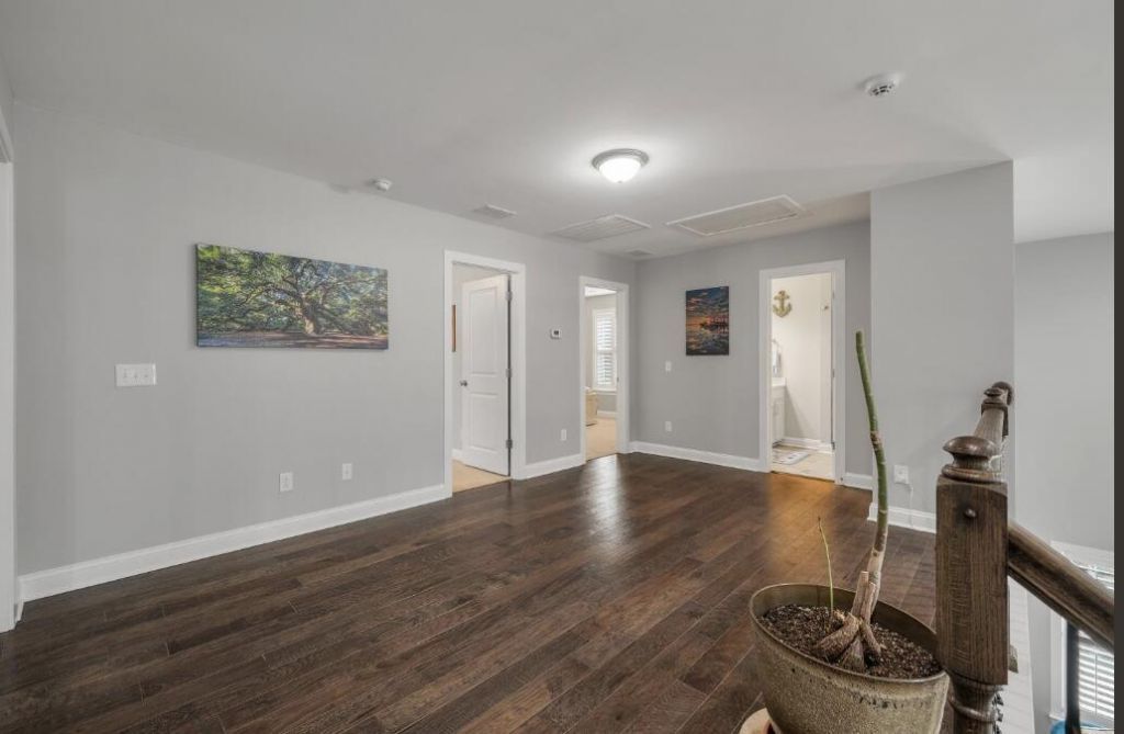 2869 Claybrook Street Photo 21