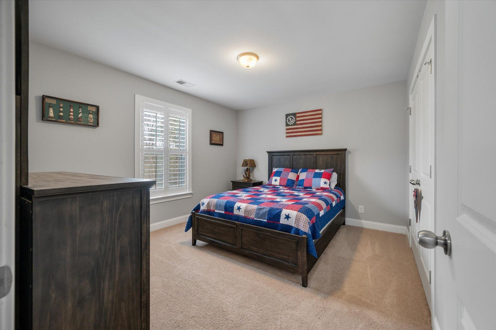 2869 Claybrook Street Photo 25