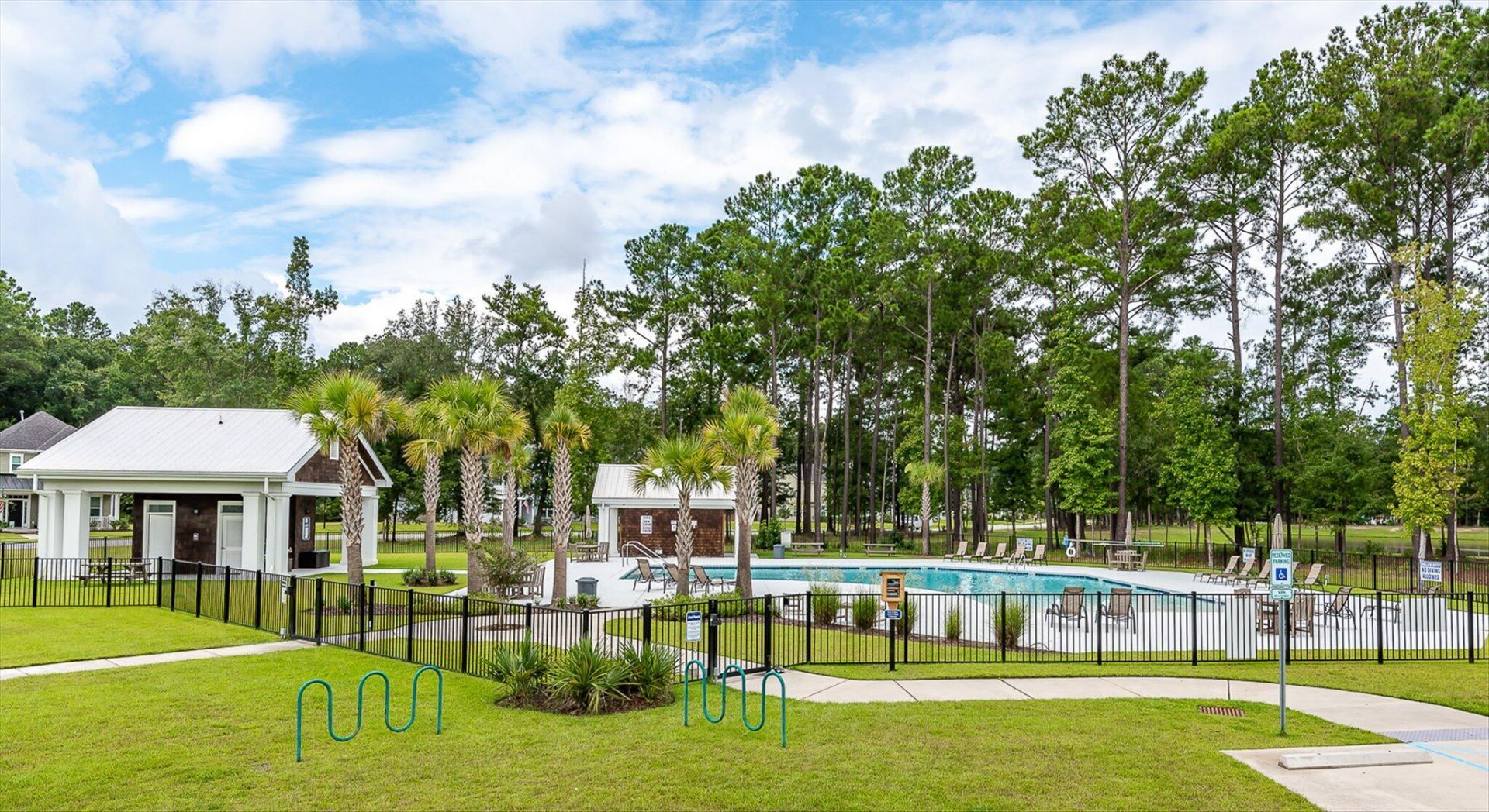 2869 Claybrook Street Photo 43