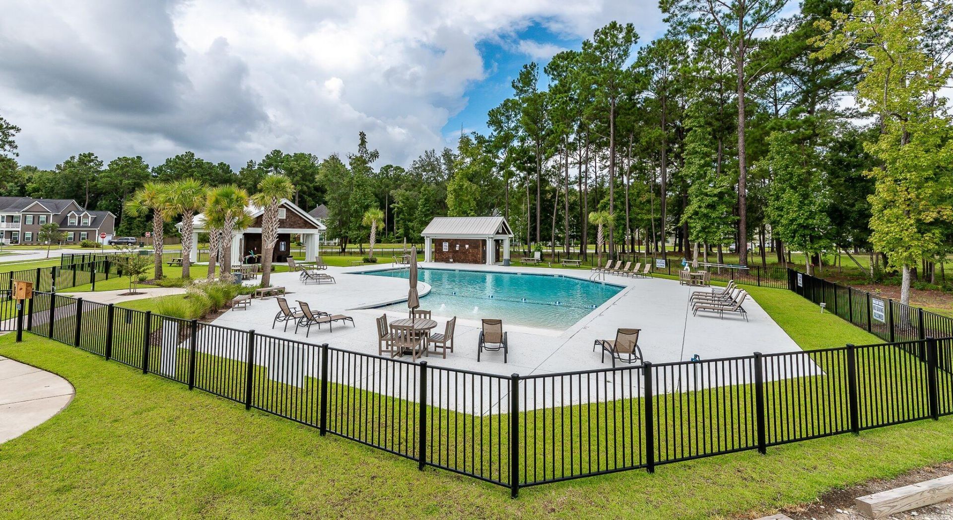 2869 Claybrook Street Photo 45