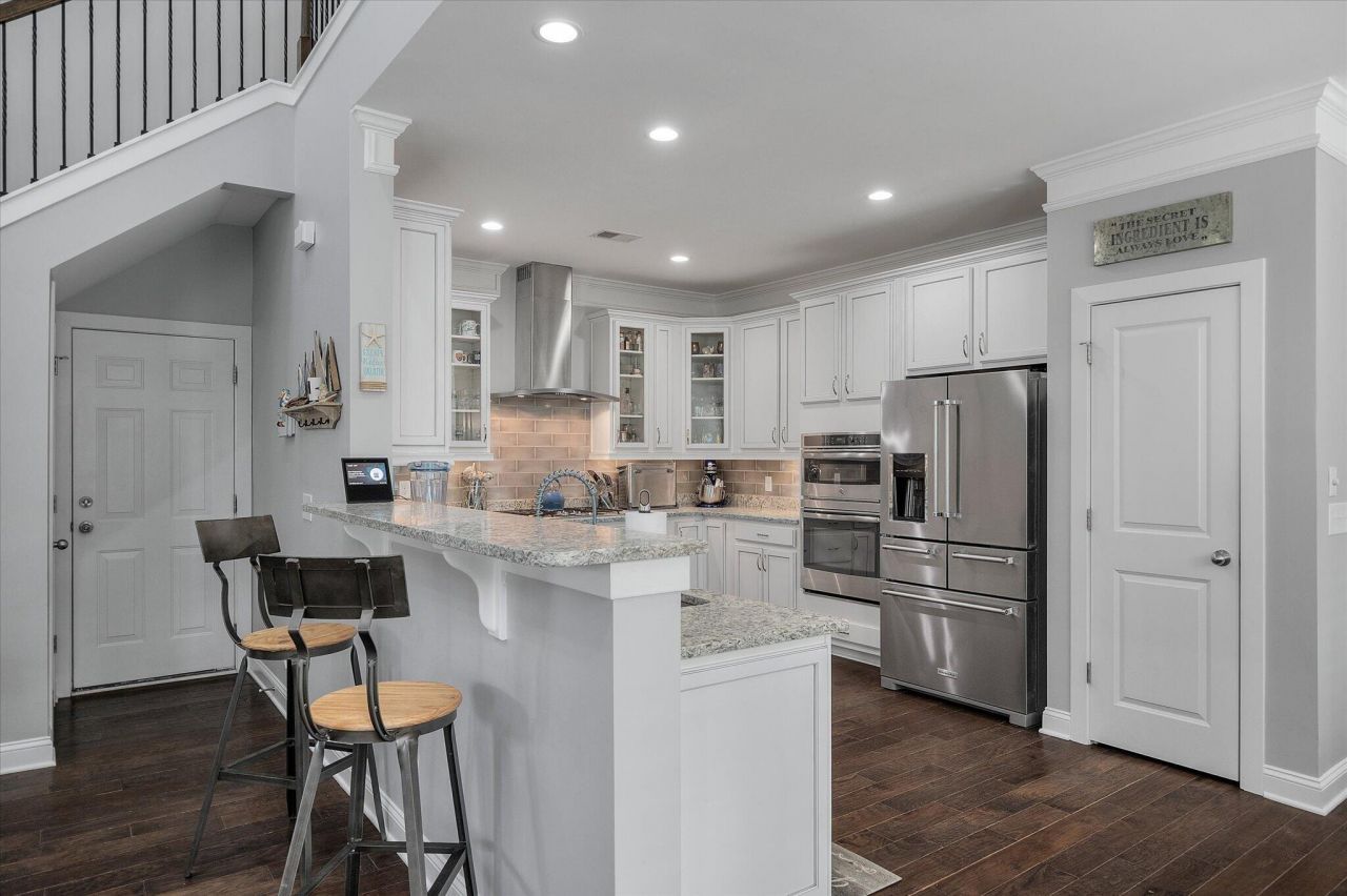 2869 Claybrook Street Photo 8