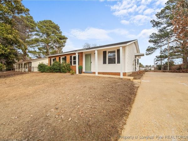 615 Kellam Circle, Fayetteville, NC 28311