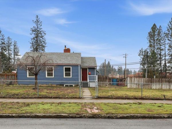 2727 W Garland Ave, Spokane, WA 99205