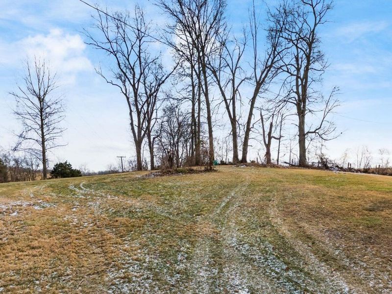 9390 Perryton Road, Frazeysburg, OH 43822 Photo 2