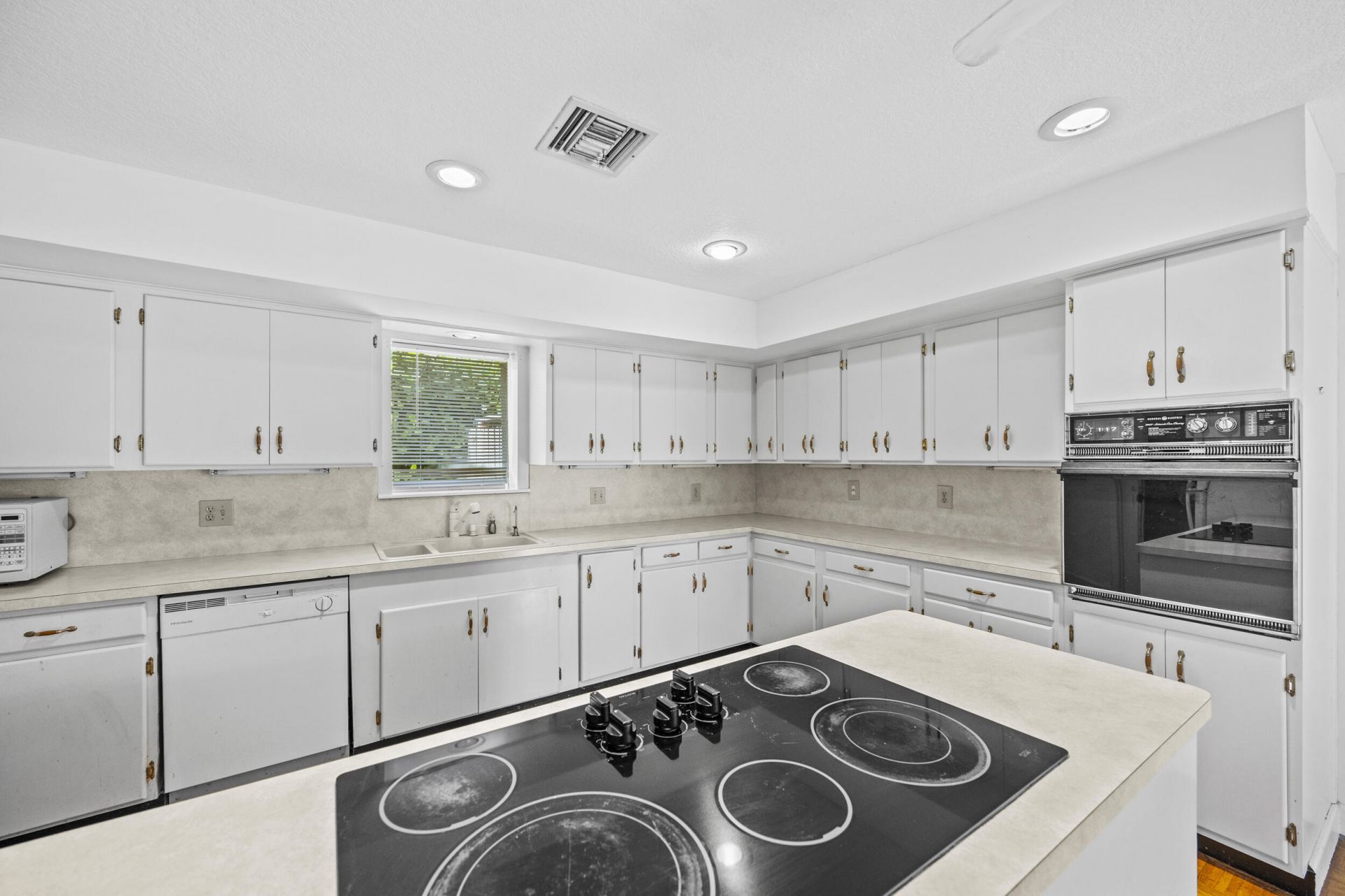 723 SW 27th Terrace, Boynton Beach, FL 33435 Photo