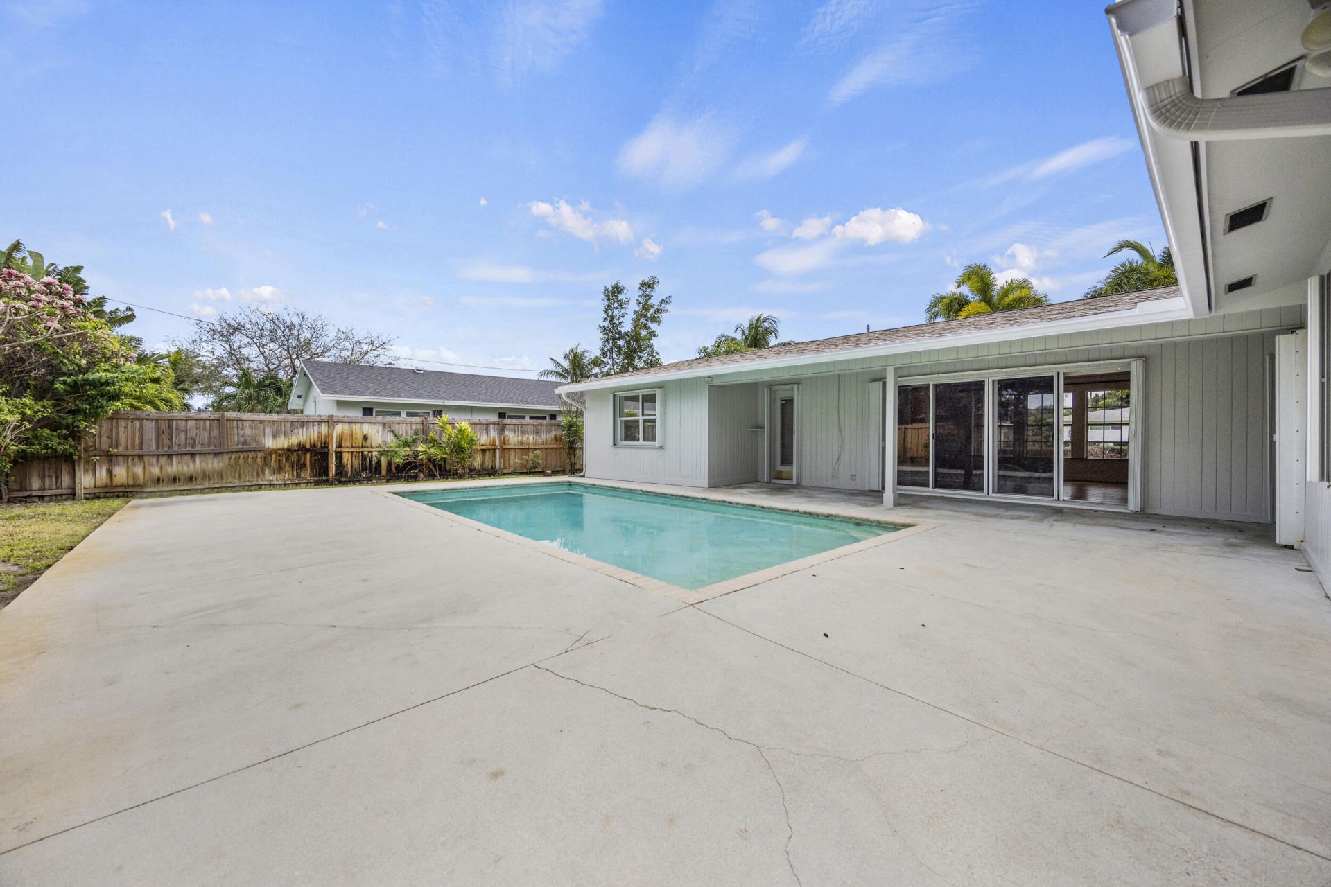 723 SW 27th Terrace, Boynton Beach, FL 33435 Photo