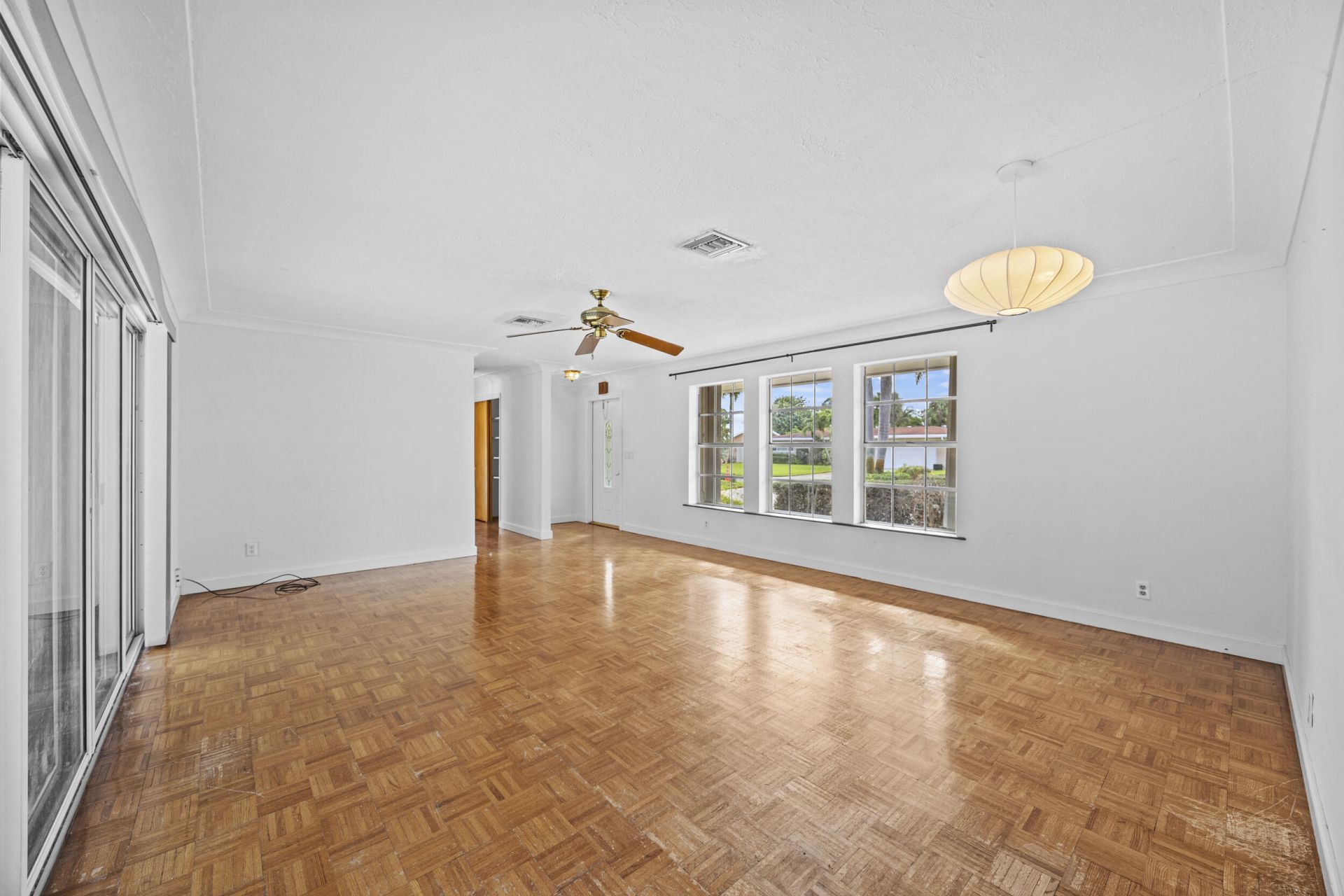 723 SW 27th Terrace, Boynton Beach, FL 33435 Photo