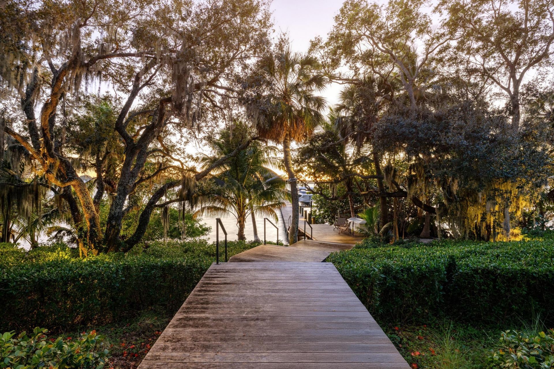 109 S River Road, Sewalls Point, FL 34996 Photo