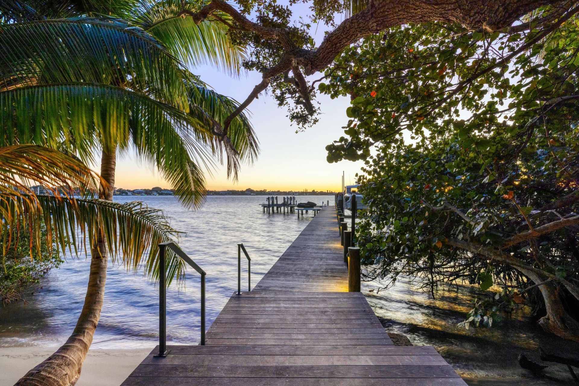 109 S River Road, Sewalls Point, FL 34996 Photo