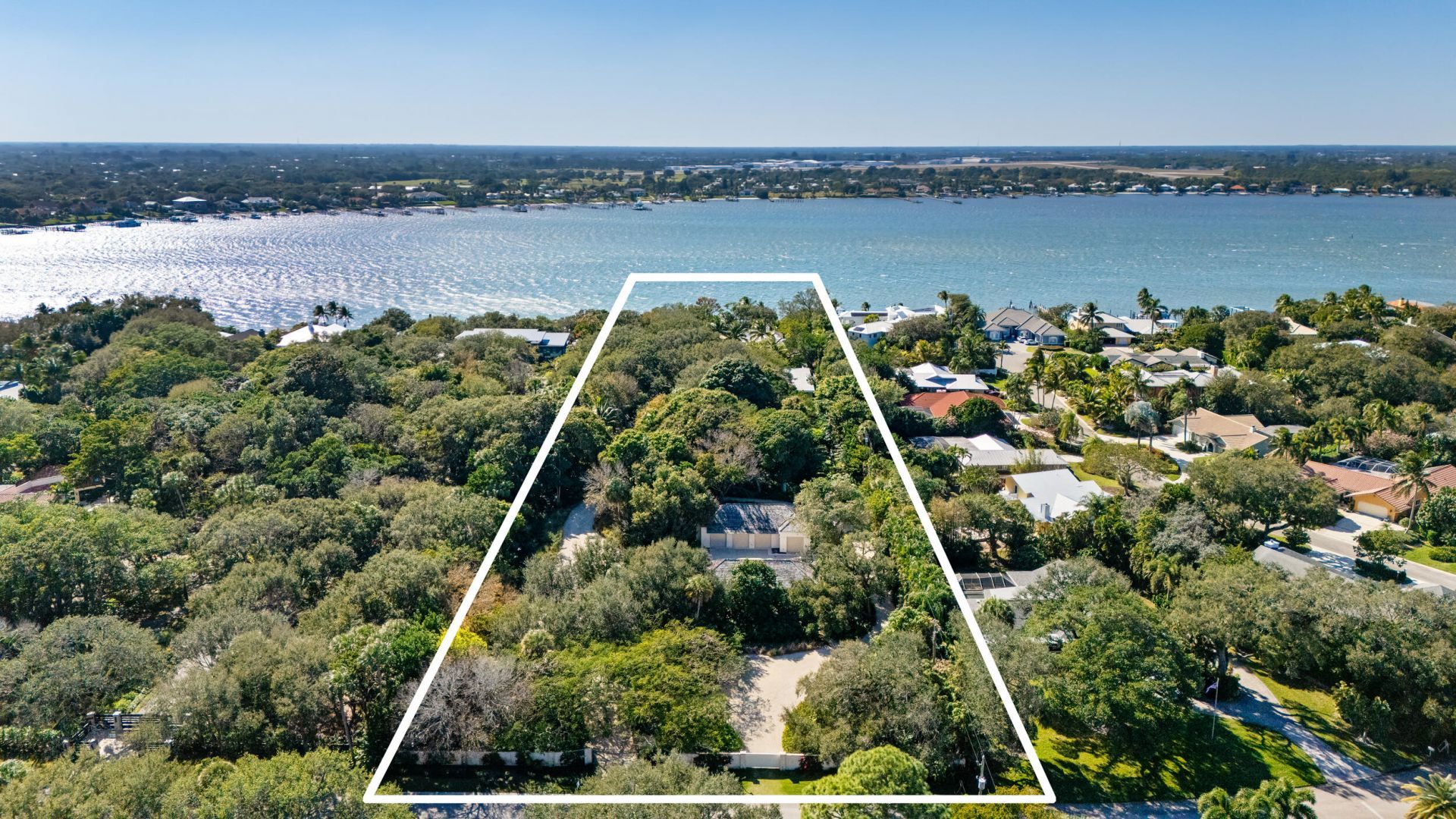 109 S River Road, Sewalls Point, FL 34996 Photo