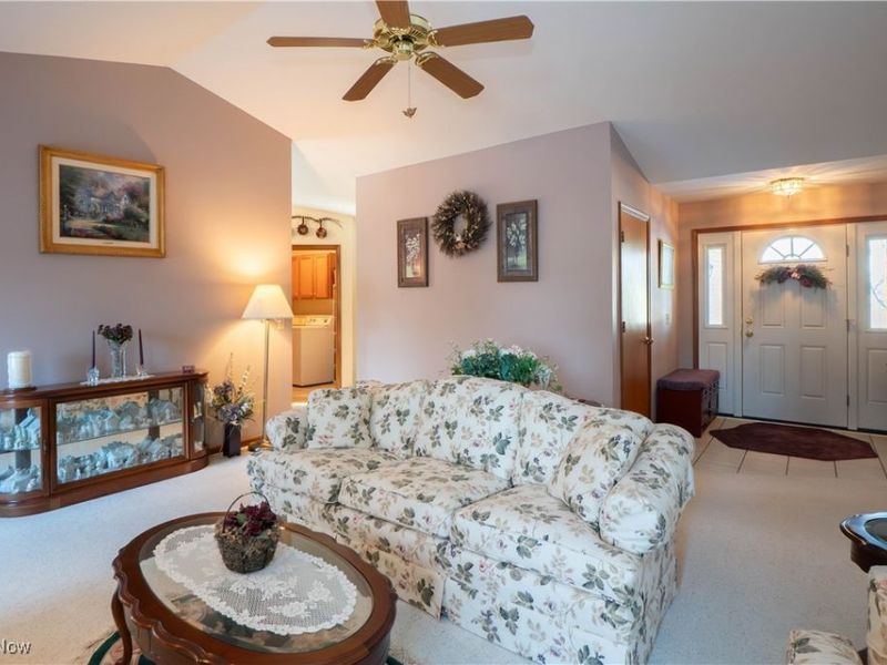 789 Meadow View Drive NW, Canal Fulton, OH 44614 Photo 10