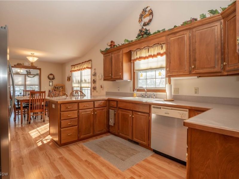 789 Meadow View Drive NW, Canal Fulton, OH 44614 Photo 11