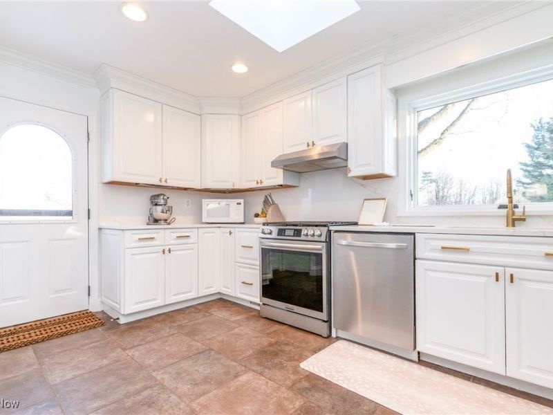 4775 SOM Center Road, Moreland Hills, OH 44022 Photo 12