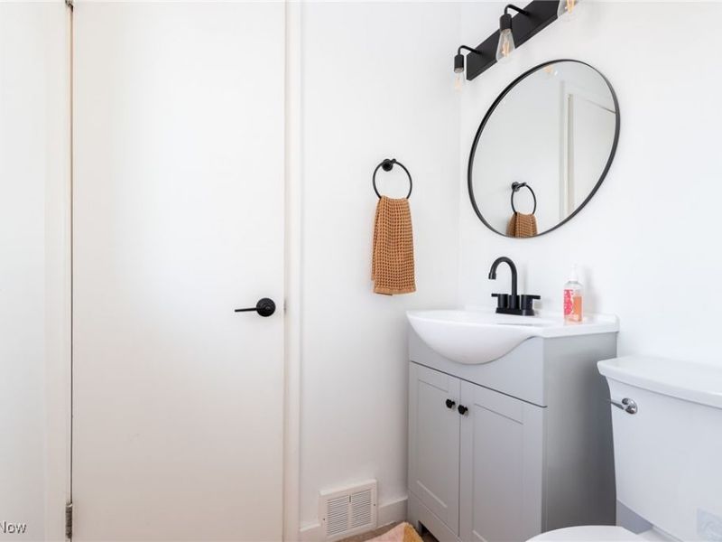 4775 SOM Center Road, Moreland Hills, OH 44022 Photo 17