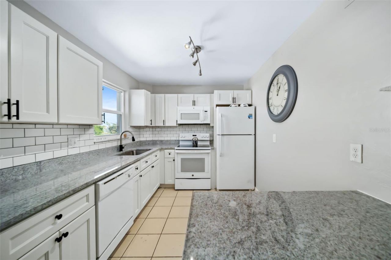 4460 Ironwood Circle, Unit 301A, Bradenton, FL 34209 Photo