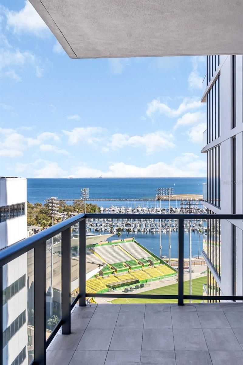 301 1st Street S, Unit 1404, Saint Petersburg, FL 33701 Photo