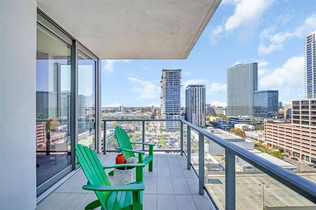 301 1st Street S, Unit 1404, Saint Petersburg, FL 33701 Photo