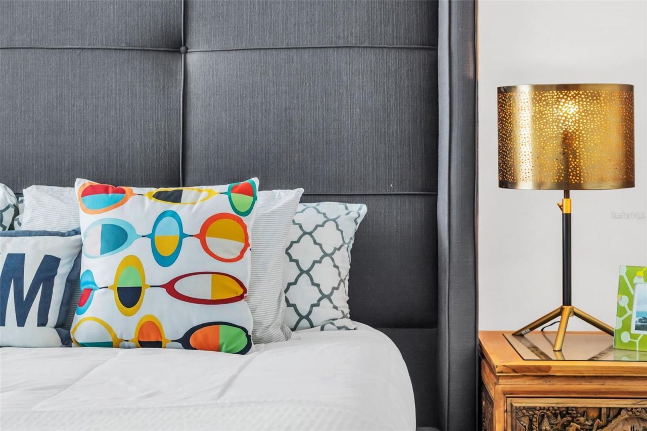 301 1st Street S, Unit 1404, Saint Petersburg, FL 33701 Photo