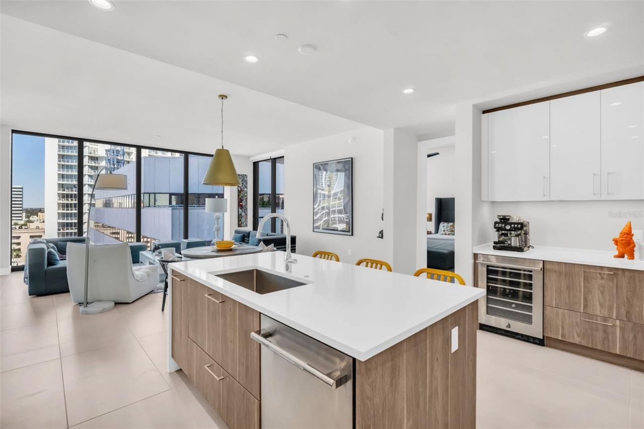 301 1st Street S, Unit 1404, Saint Petersburg, FL 33701 Photo