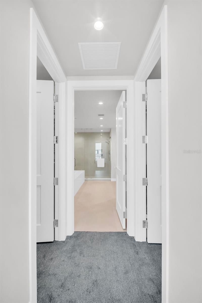 301 1st Street S, Unit 1404, Saint Petersburg, FL 33701 Photo