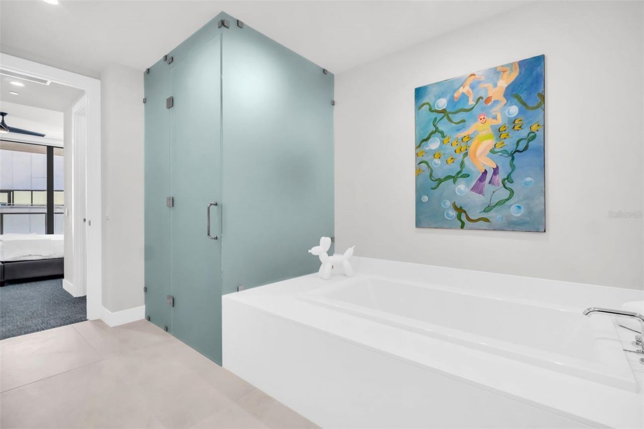 301 1st Street S, Unit 1404, Saint Petersburg, FL 33701 Photo