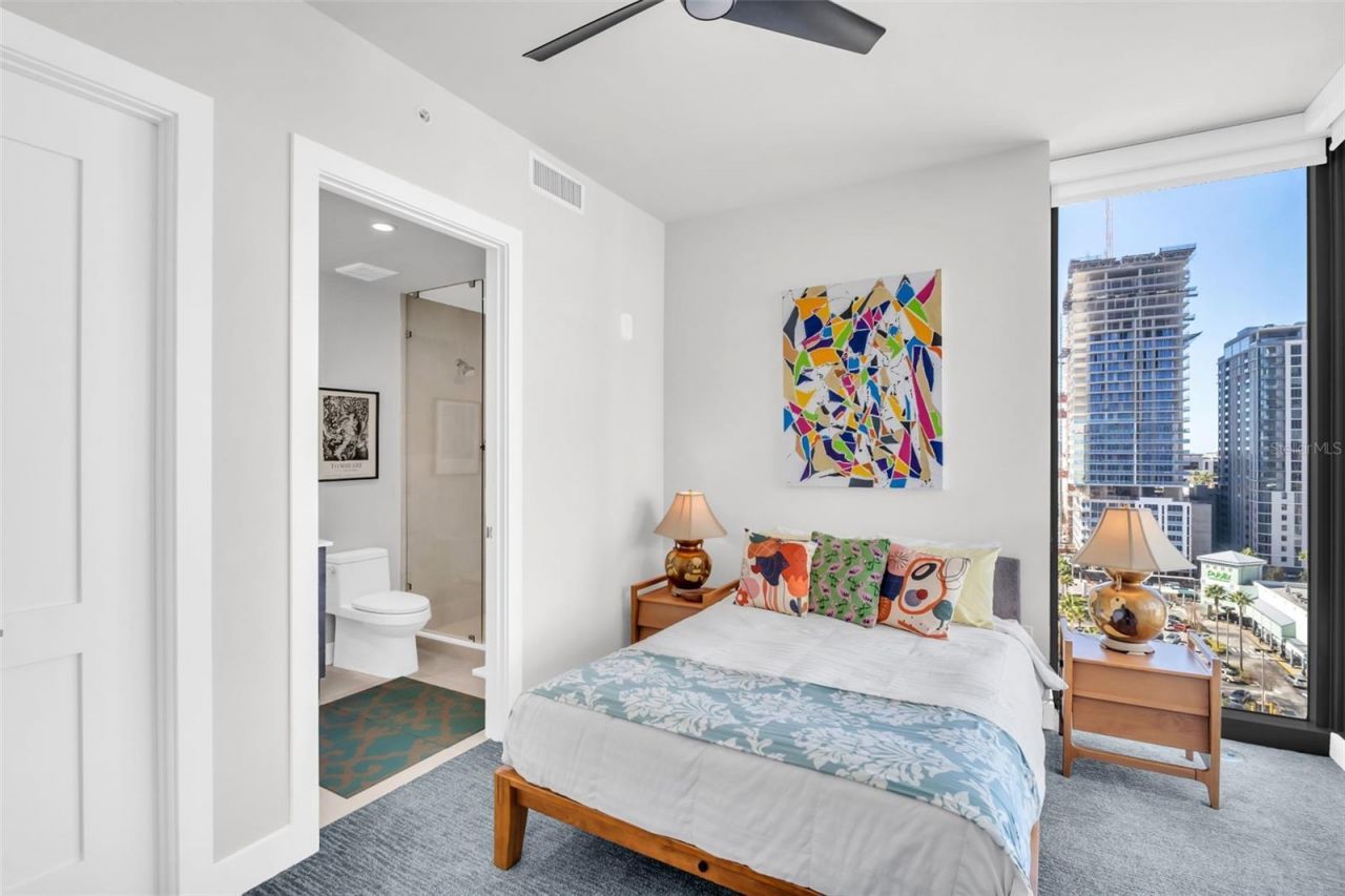 301 1st Street S, Unit 1404, Saint Petersburg, FL 33701 Photo