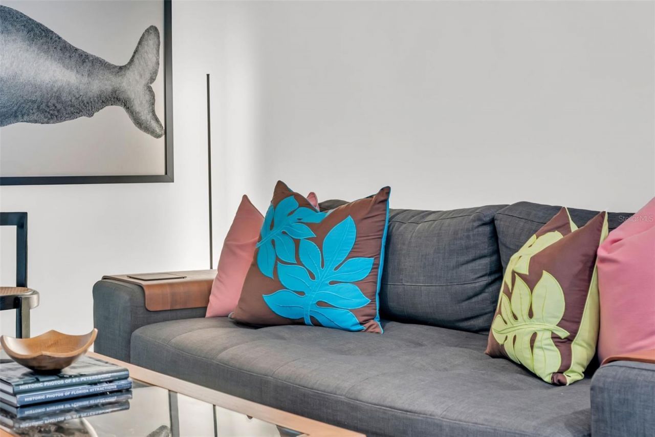 301 1st Street S, Unit 1404, Saint Petersburg, FL 33701 Photo