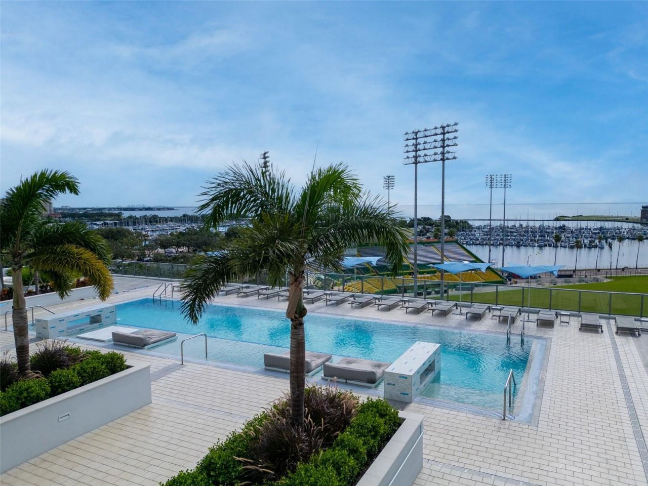 301 1st Street S, Unit 1404, Saint Petersburg, FL 33701 Photo
