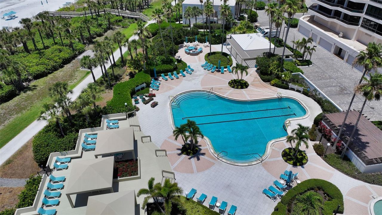 535 Sanctuary Drive, Unit C807, Longboat Key, FL 34228 Photo