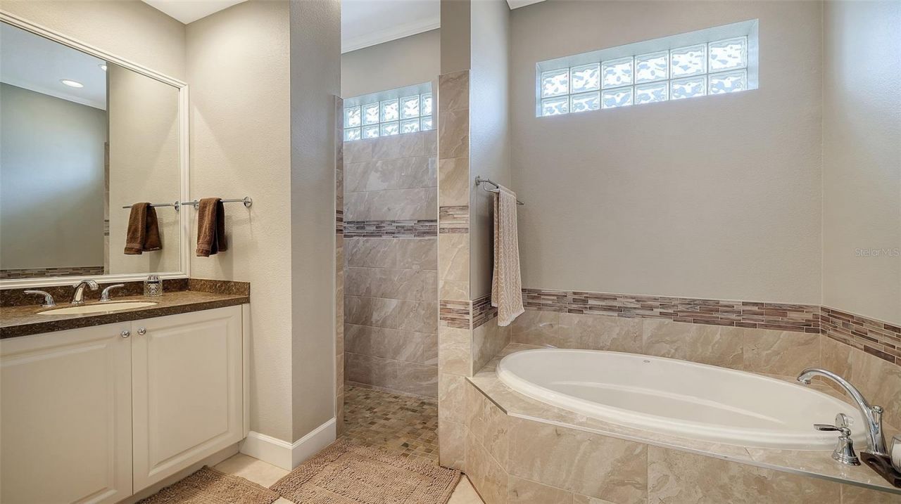 9759 51st Terrace E, Bradenton, FL 34211 Photo