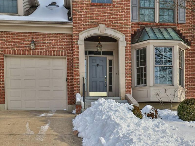 3045 Spencerhill Lane, Cincinnati, OH 45226 Photo 2