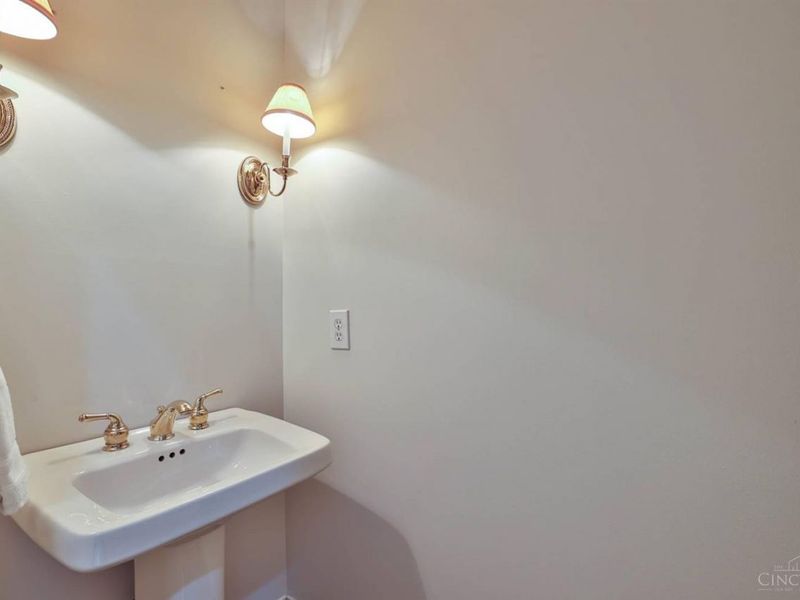 3045 Spencerhill Lane, Cincinnati, OH 45226 Photo 42