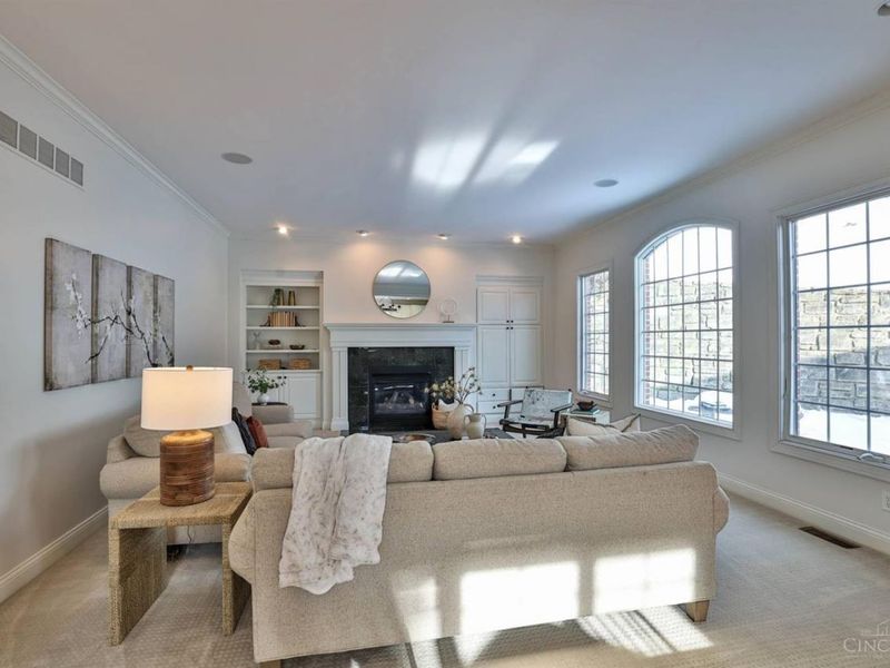 3045 Spencerhill Lane, Cincinnati, OH 45226 Photo 8