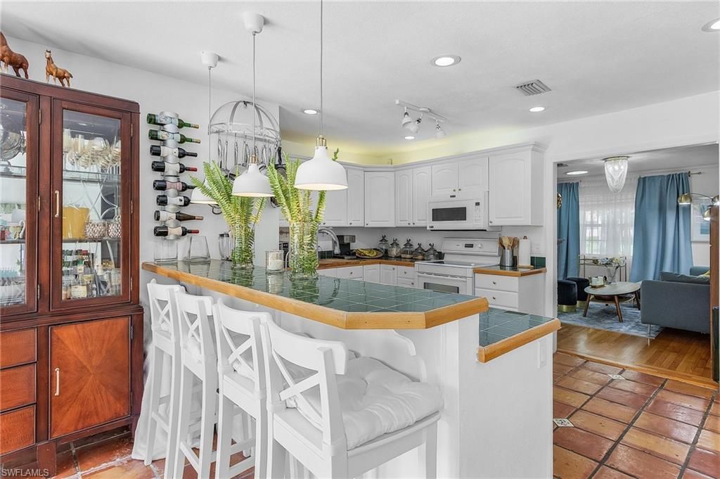 27553 Playa Del Rey Ln, Bonita Springs, FL 34135 Photo