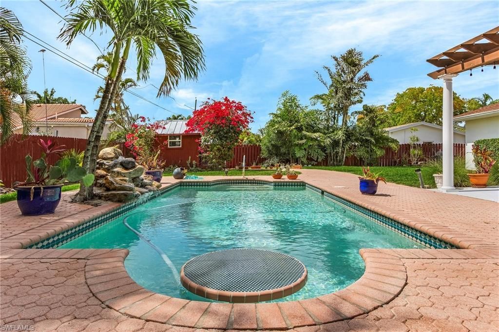 27553 Playa Del Rey Ln, Bonita Springs, FL 34135 Photo