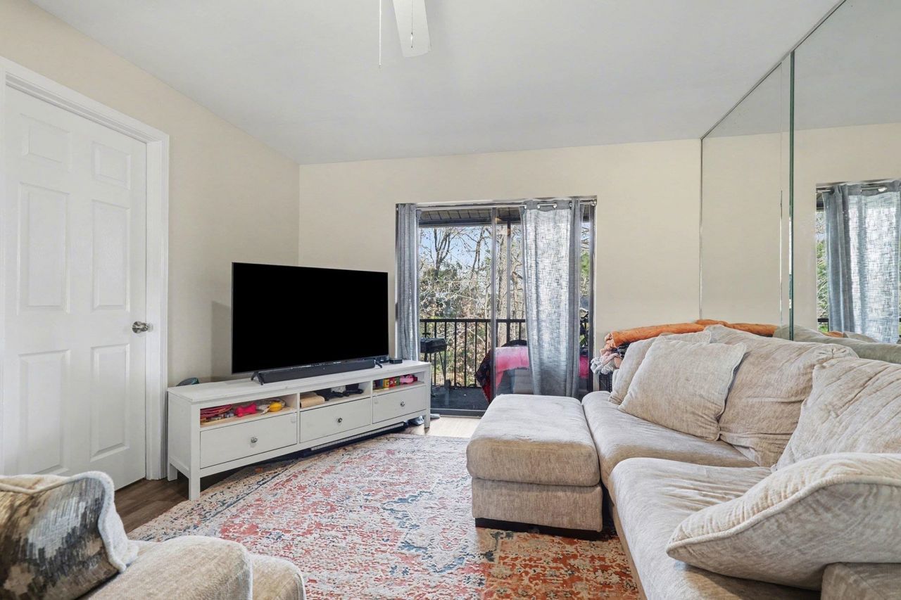 1101 2nd Ave. N Photo 6