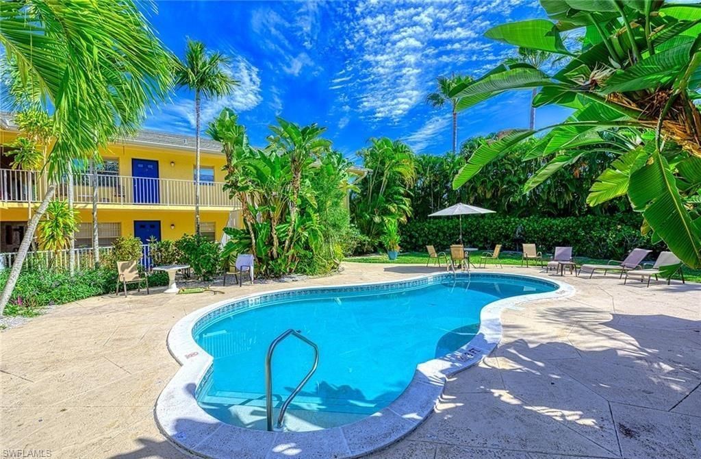 4290 Gulfstream Dr, Unit 5, Naples, FL 34112 Photo