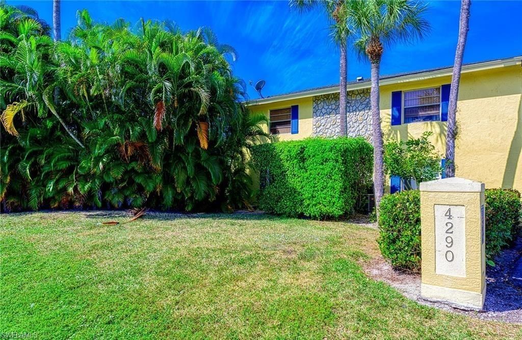 4290 Gulfstream Dr, Unit 5, Naples, FL 34112 Photo