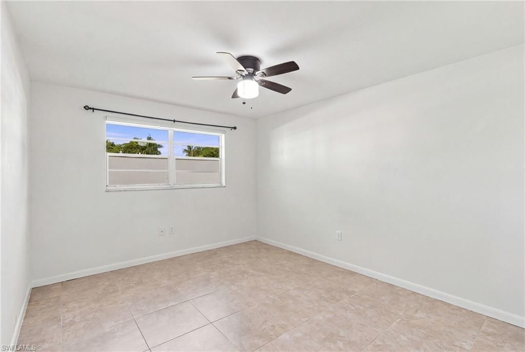 4290 Gulfstream Dr, Unit 5, Naples, FL 34112 Photo