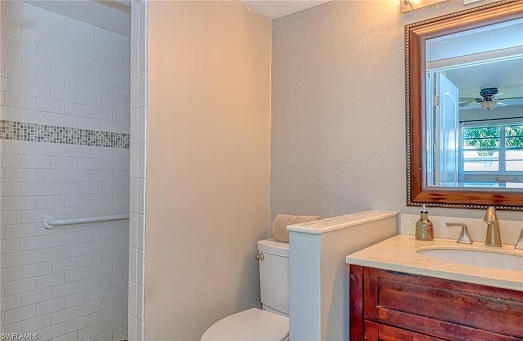 4290 Gulfstream Dr, Unit 5, Naples, FL 34112 Photo