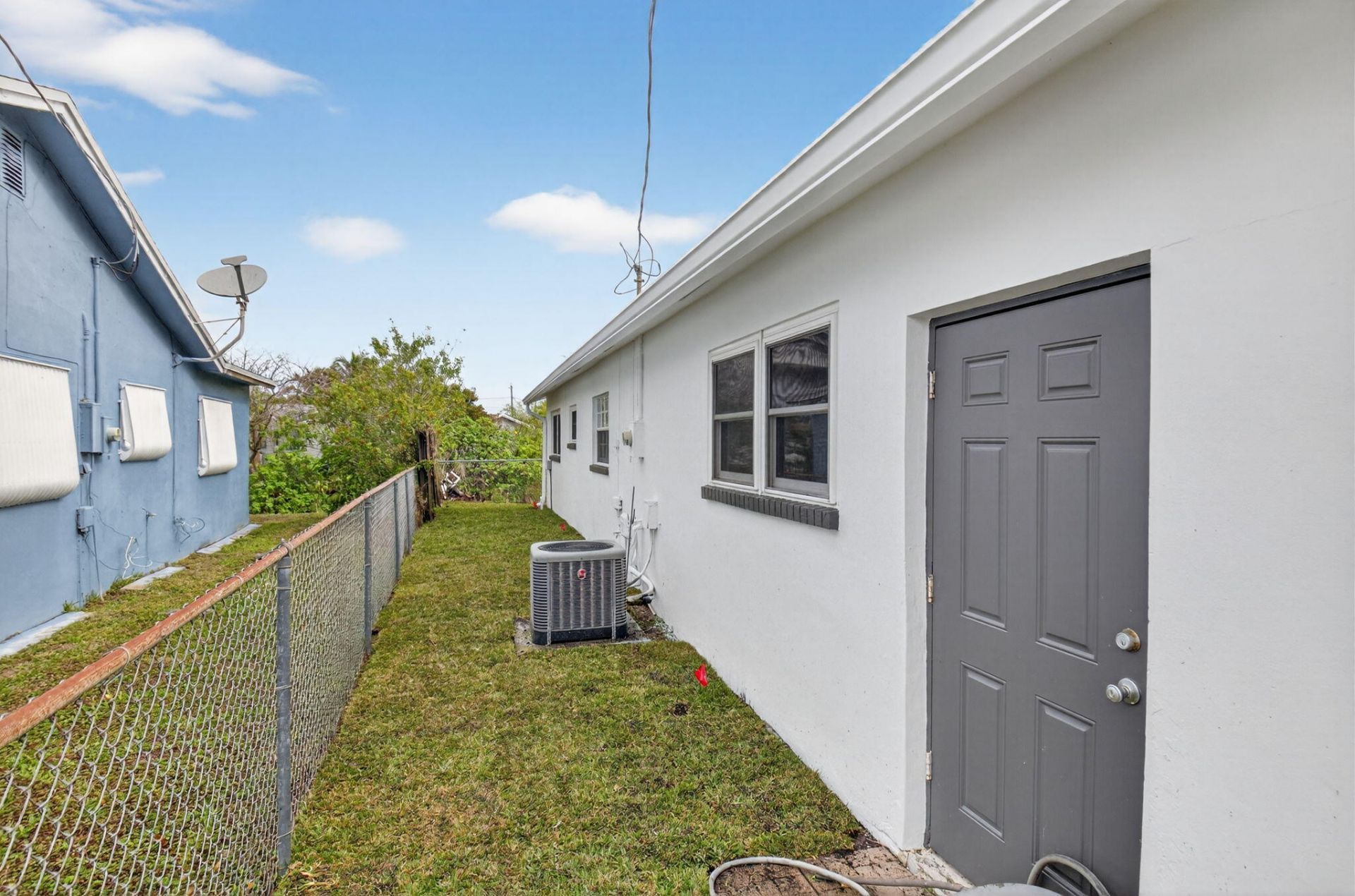 9197 SW 3rd Street, Boca Raton, FL 33428 Photo