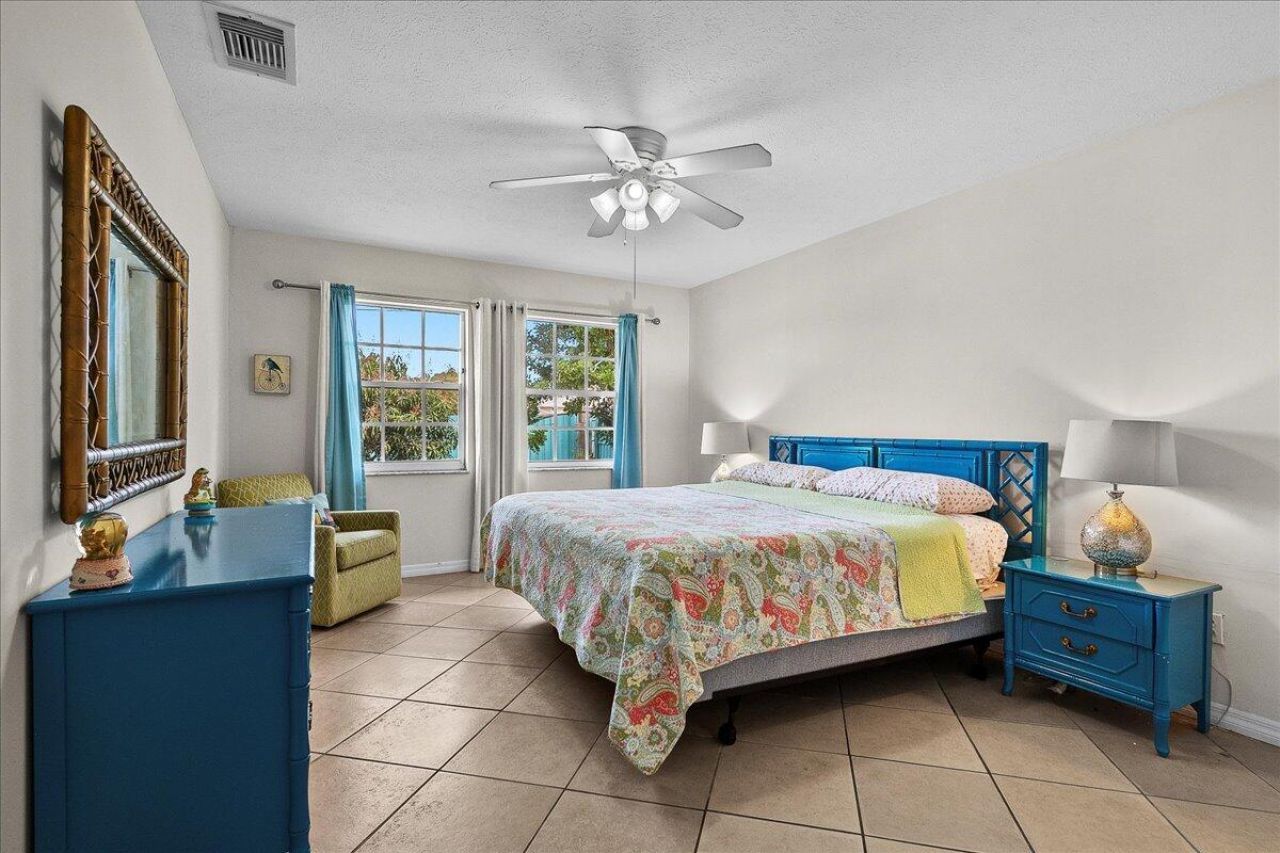 2561 SE Jason Avenue, Port Saint Lucie, FL 34952 Photo